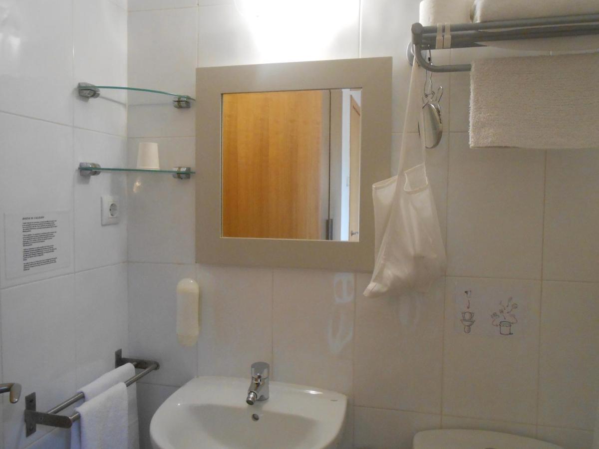 Hostal El Callejon Tarragona Exterior photo